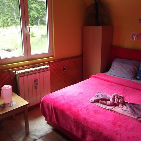 Guest House Kavedzic 자블야크 외부 사진