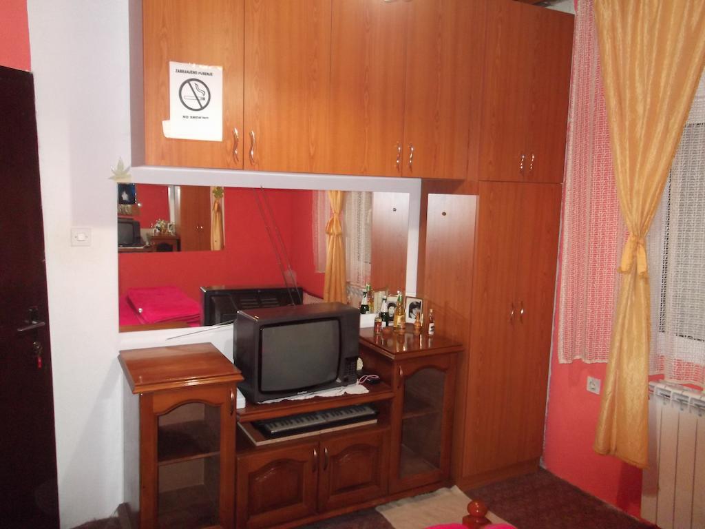 Guest House Kavedzic 자블야크 객실 사진