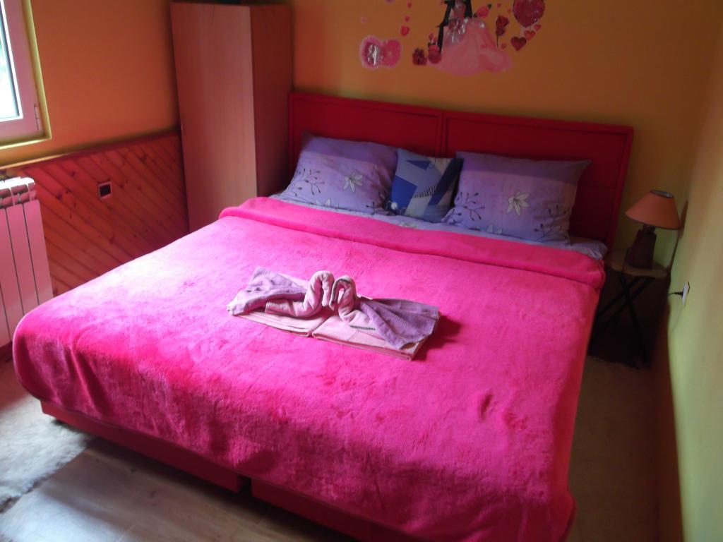 Guest House Kavedzic 자블야크 외부 사진