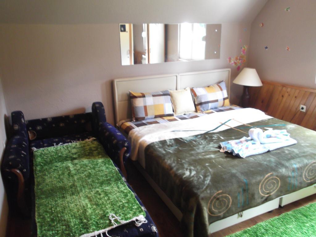Guest House Kavedzic 자블야크 외부 사진