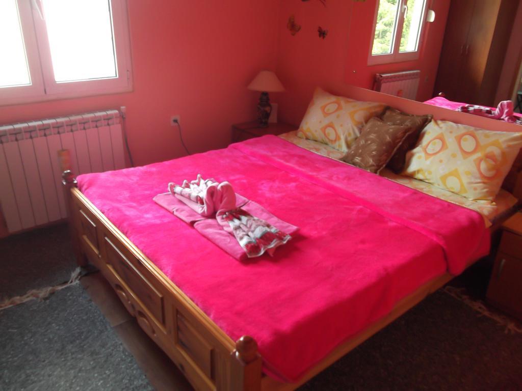 Guest House Kavedzic 자블야크 외부 사진